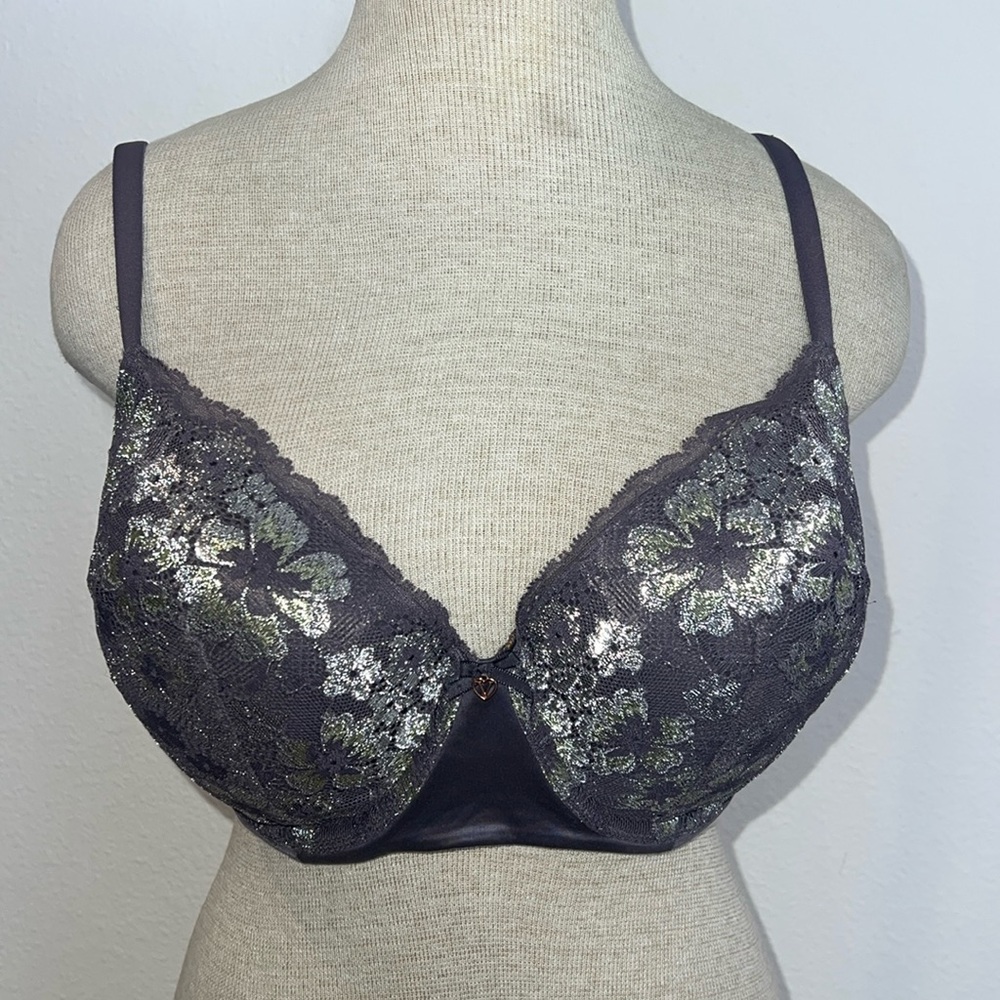 Victorias Secret Underwire Lace Bra